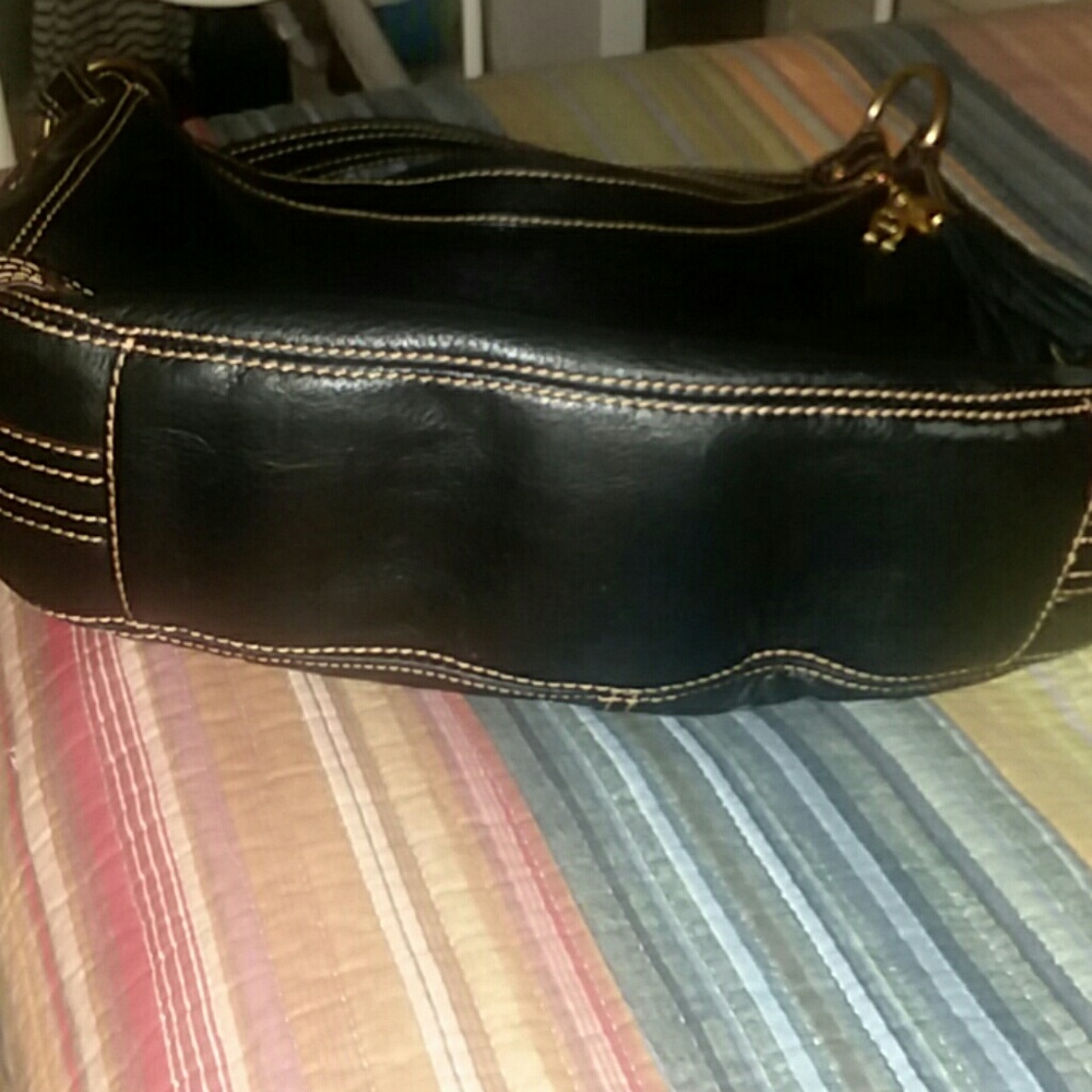 Aigner Handbag - Picture 7 of 8